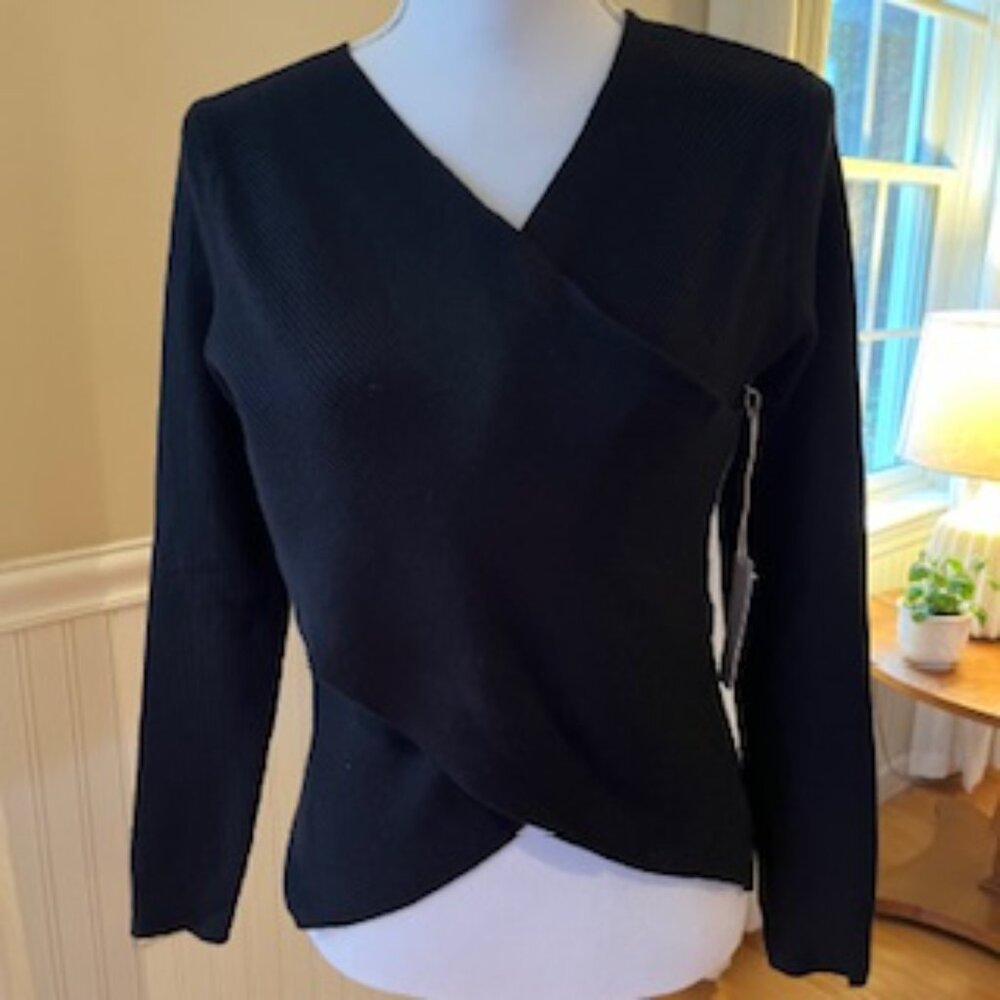 NWT SIX/FIFTY  Sammie Criss Cross Sweater in Black - Medium - Picture 2 of 11